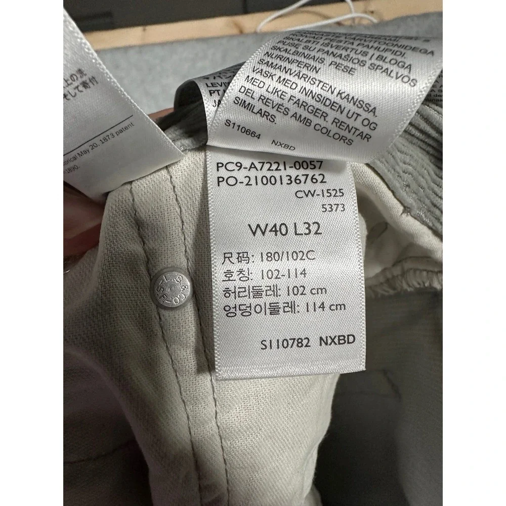 Levis 565 Loose Straight Corduroy Pants Mens 40x32 Gray A7221-0057 Cotton